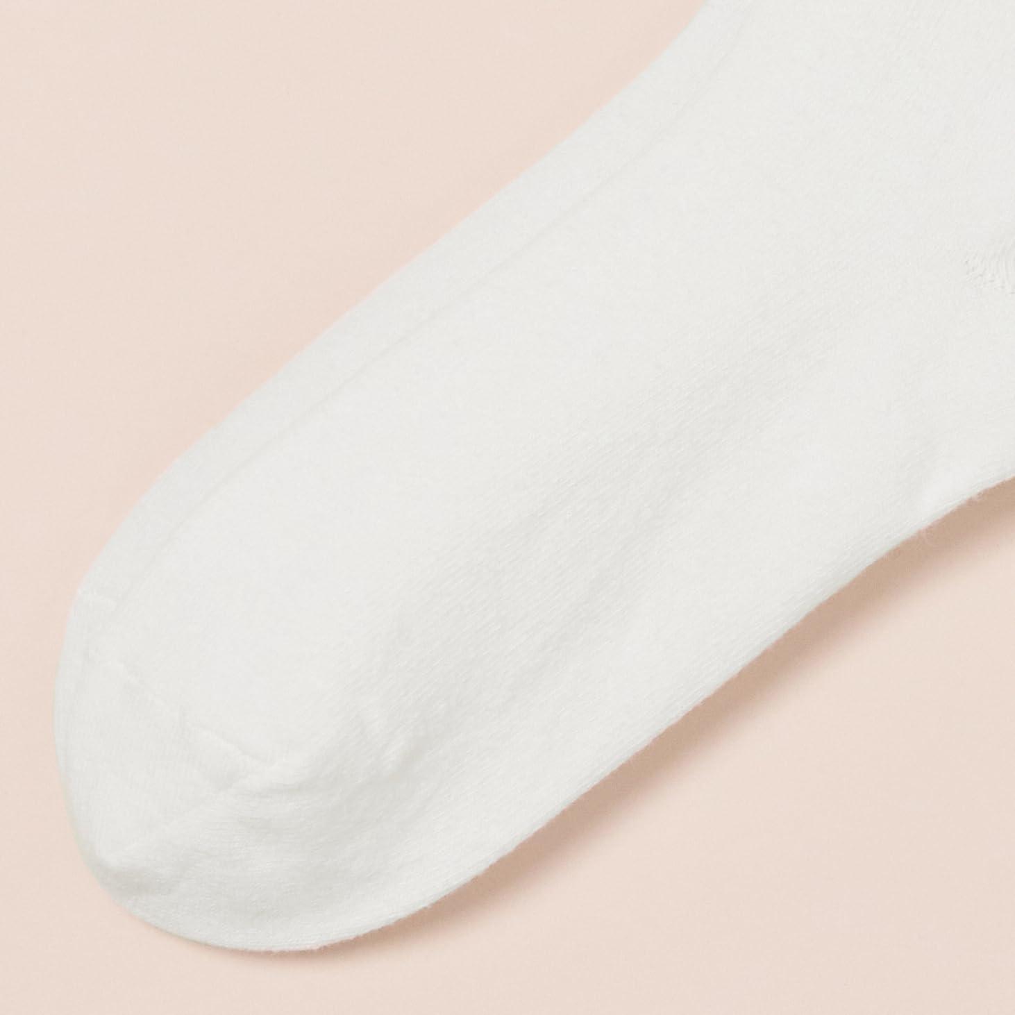 Amazon Essentials Amazon Essentials Women's Casual Crew Socks, Lightweight, 6 Pairs, White, 6-9