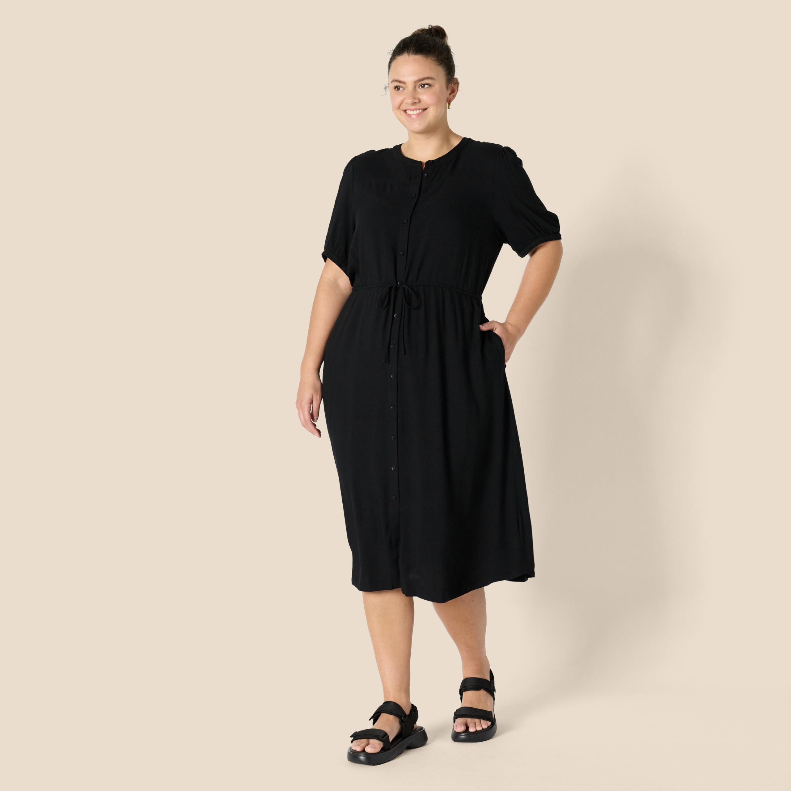 Amazon Essentials Amazon Essentials Women's Fit and Flare Half-Sleeve Waisted Midi A-Line Dress with Pockets, Black, Medium