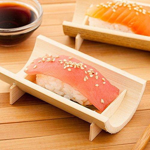 Restaurantware Restaurantware 4 Inch x 2 Inch Bamboo Canoe Dishes 100 Mini Bamboo Serving Boats - Heat Resistant Disposable Natural Bamboo Small Sushi Boats For Parties Or Catering