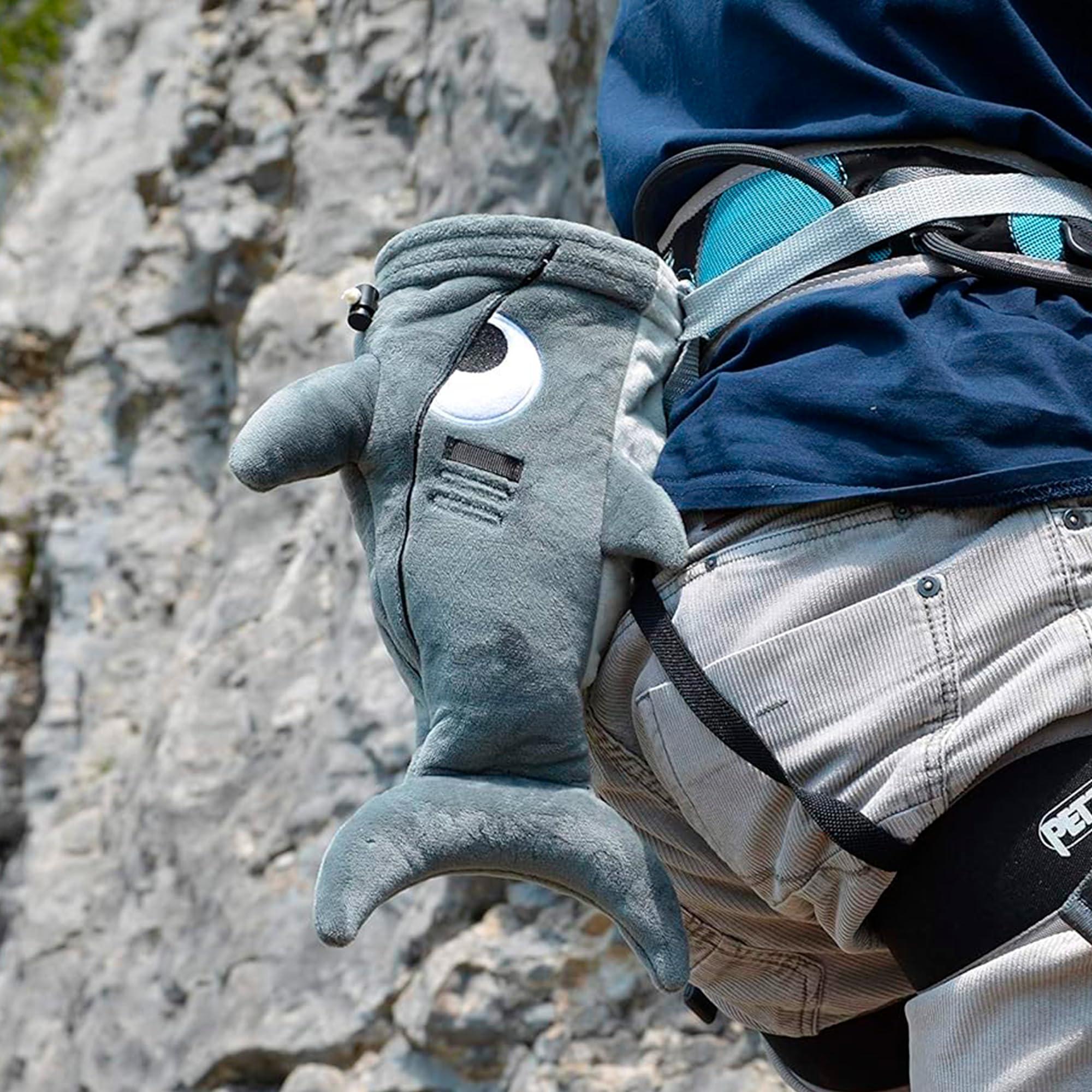 BG Climbing BG Climbing Official Shark Chalkbag Premium Rock Climbing Bag for Adults & Kids, Exclusive Authentic Design