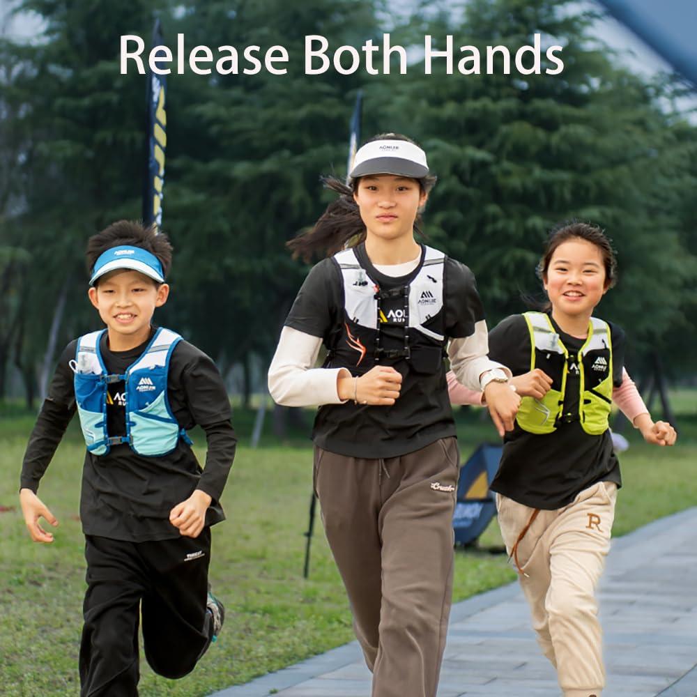 YOUGLE YOUGLE Kids Hydration Backpack 3L Lightweight and Breathable Running Hydration Vest with Whistle for Hiking Cycling (Blue with 750ml Bottle)