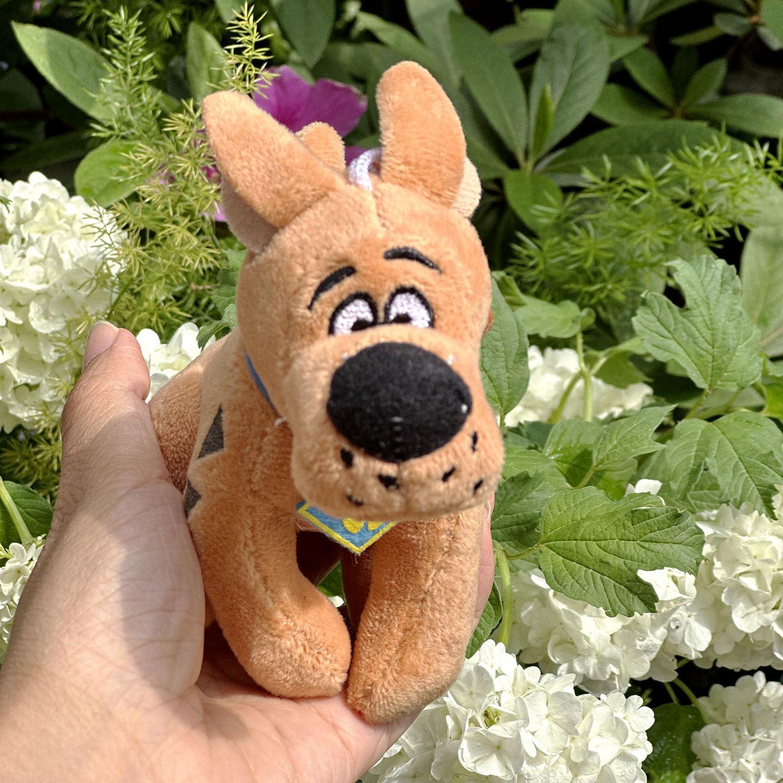 Giliger Giliger Scoooby Doo 6 Inches Plush Keychain for Bag Backpack Stuffed Animal Dog Gift Stocking Stuffers for Kids Teens