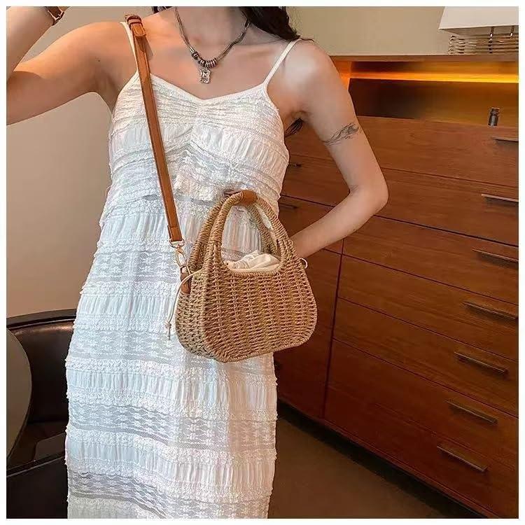 CHINDREE CHINDREE Small Straw Purses for Women Woven Handbags Handmade Straw Crossbody Beach Bag Square Boho Clutch Bag(Khaki)