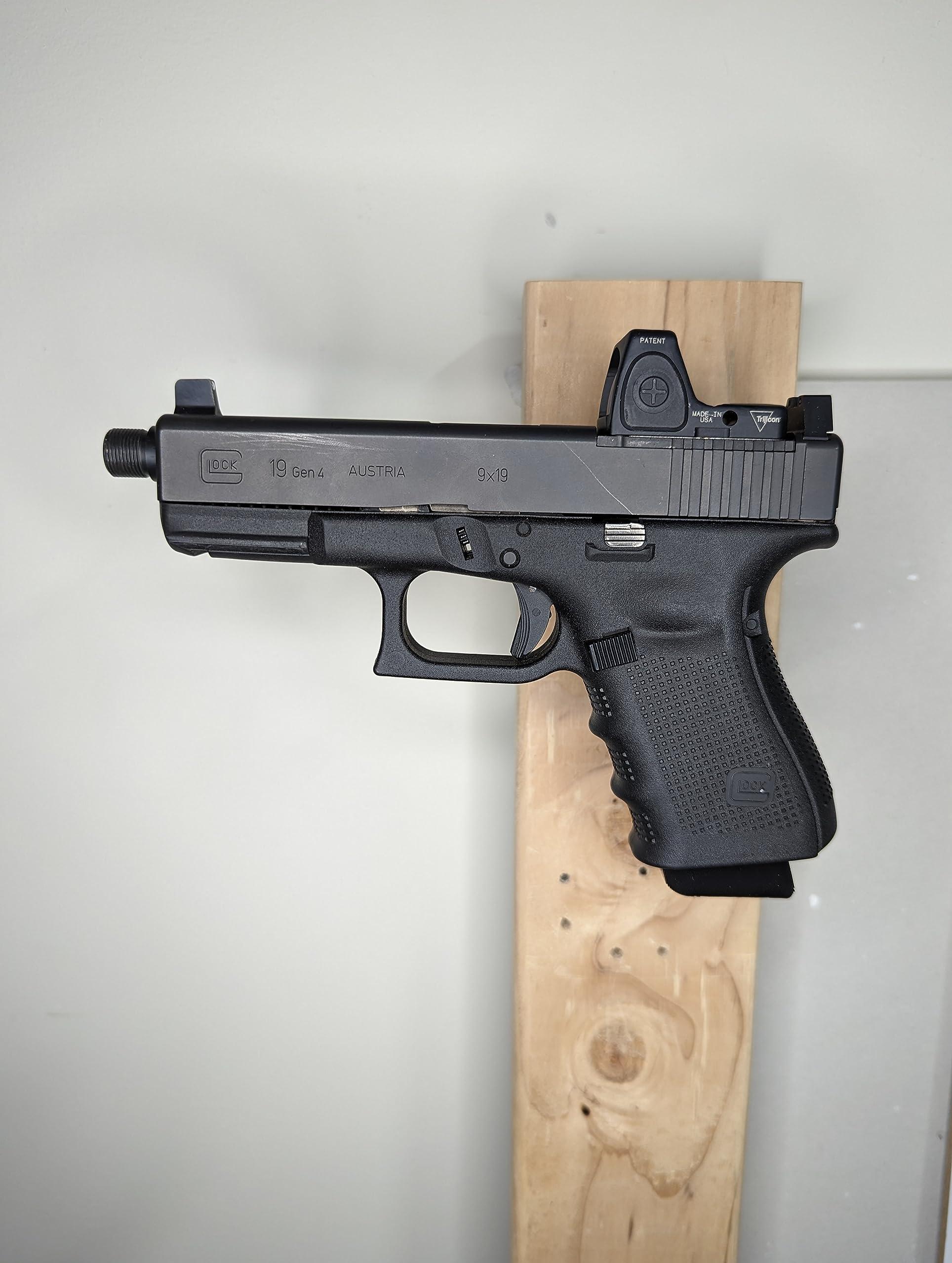 Hammy3DPrints Hammy3DPrints Wall Mount for Pistols - Many Brands and Models Supported | Handgun Holder Storage Rack Display (Sig P365 / P365X / P365XL (Right), Olive Green)