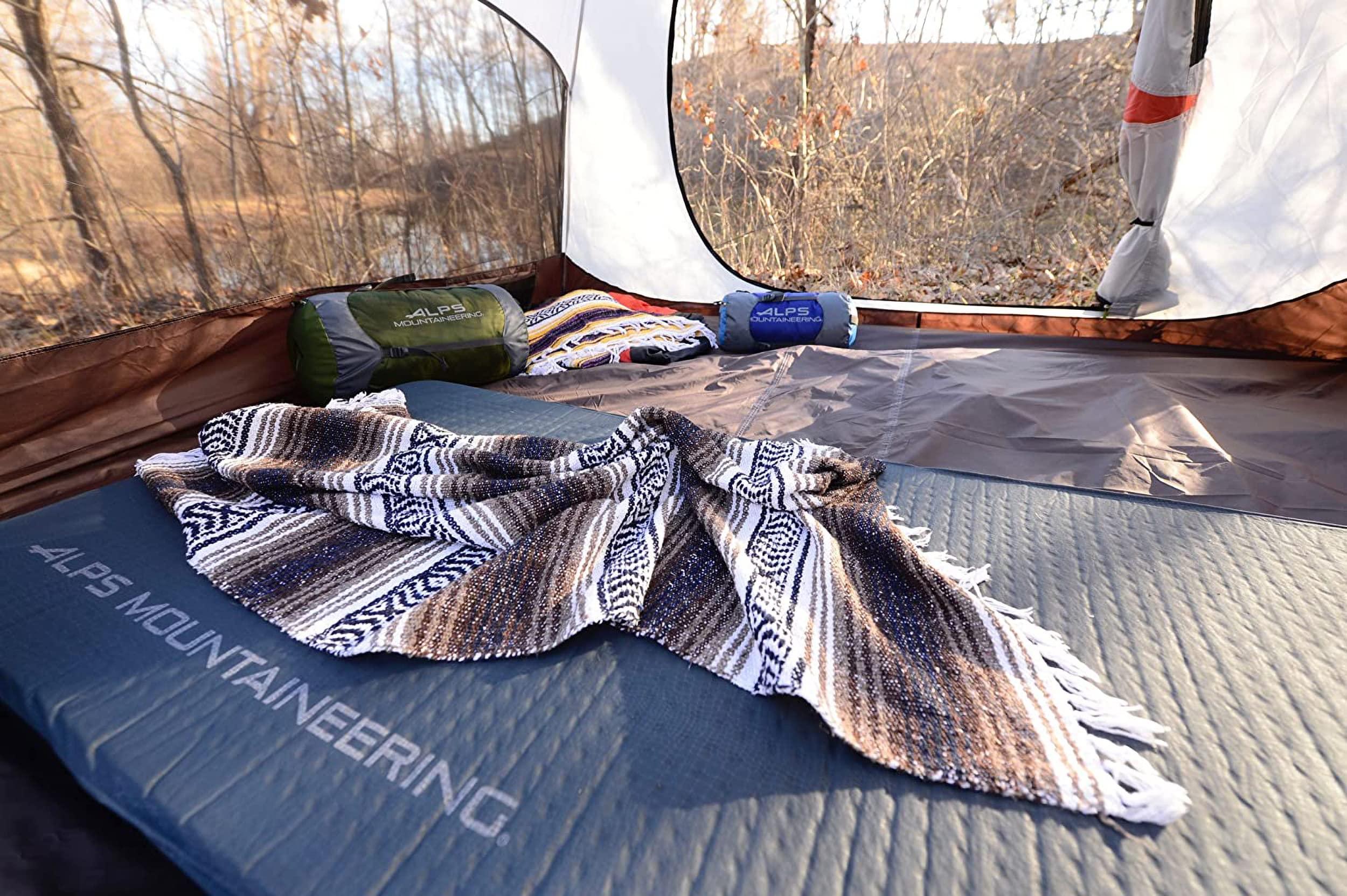 ALPS Mountaineering ALPS Mountaineering Outback Self-Inflating, Luxury Air Pad, Large - Charcoal