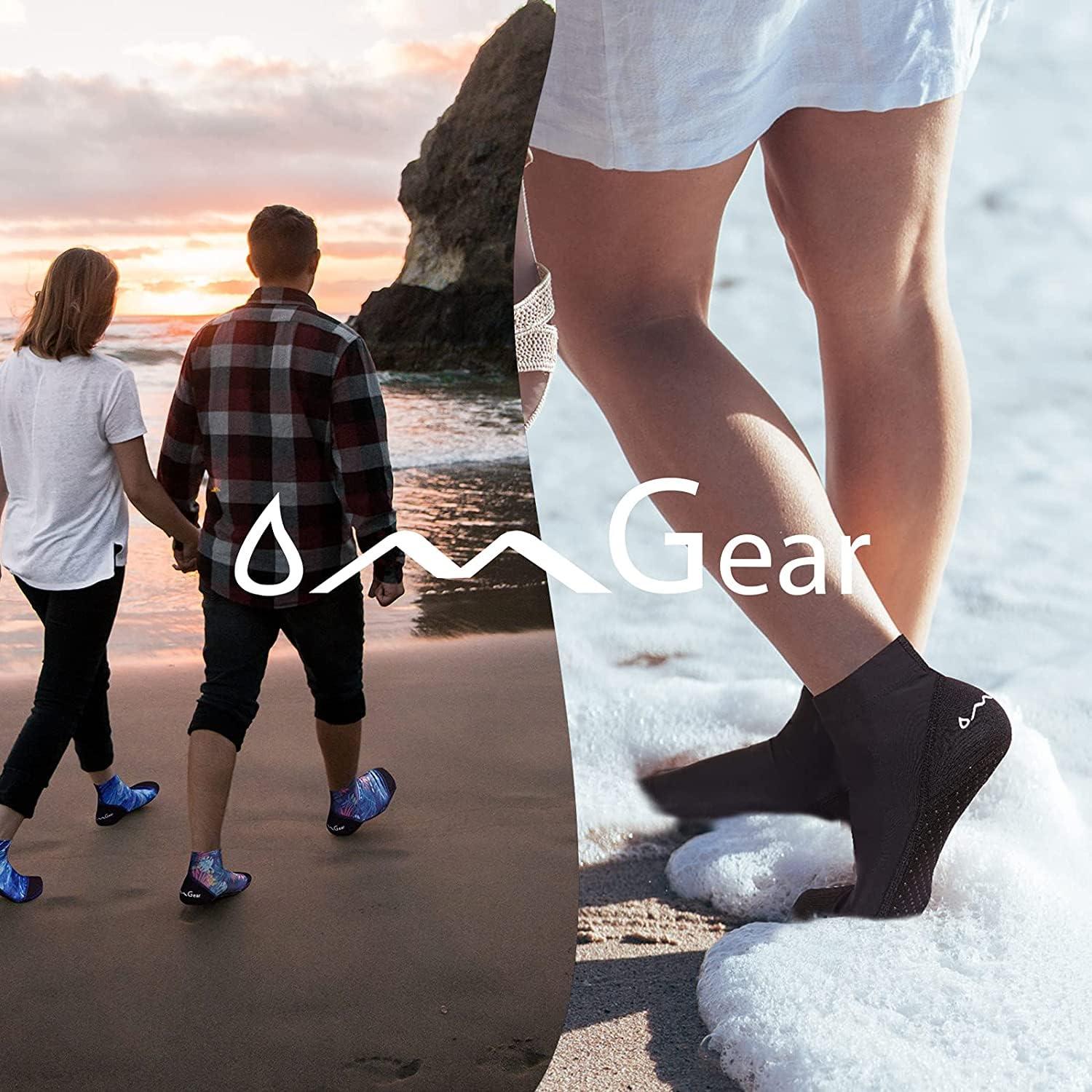 OMGear OMGear Sand Soccer Socks Water Socks for Women Men Youth Spandex Beach Volleyball Shoes Swimming Pool Socks Anti-Slip Neoprene Snorkel Booties for Bodyboarding Scuba Diving Kayaking.(Navy,S)