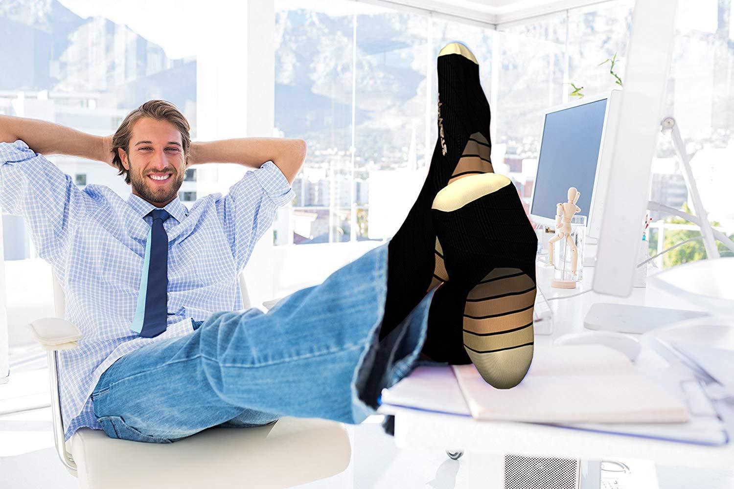 Physix Gear Sport Physix Gear Compression Socks - Best Men & Womens Compression Socks for Circulation, Running, Nurses, Athletic Use Sock Compression, Blood Pressure Socks, Calcetines de Compresion, Black/Beige, S/M