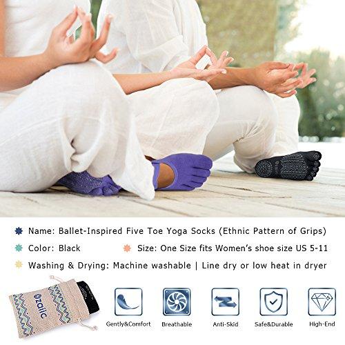 Ozaiic Ozaiic Yoga Socks for Women with Grips, Non-Slip Five Toe Socks for Pilates, Barre, Ballet, Fitness