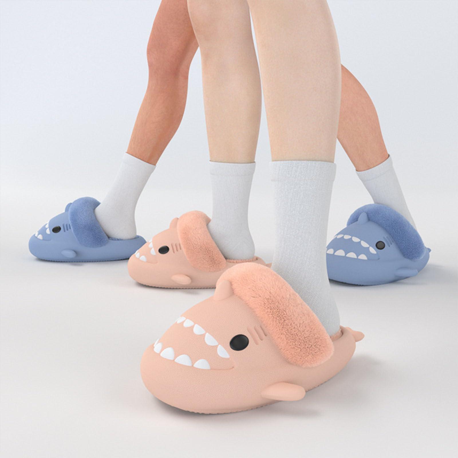 Jfxgjuv Jfxgjuv Sharklas Polares, Sharklas Originales, Sharky Chanclas De Invierno, Summer and Winter Shark Slides Detachable Warm Fuzzy Slippers (Yellow,10.5-11.5 Women/10-11 Men)