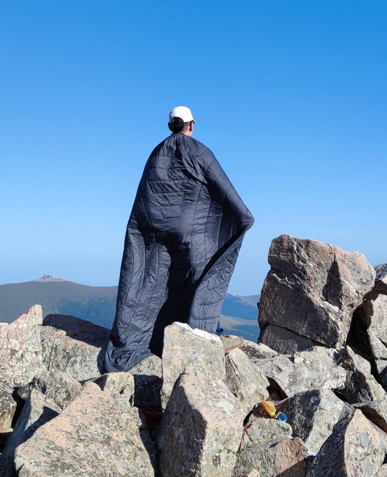 iClimb iClimb 3M Thinsulate Insulation Warm Camping Blanket Ultralight Compact (Dark Grey)