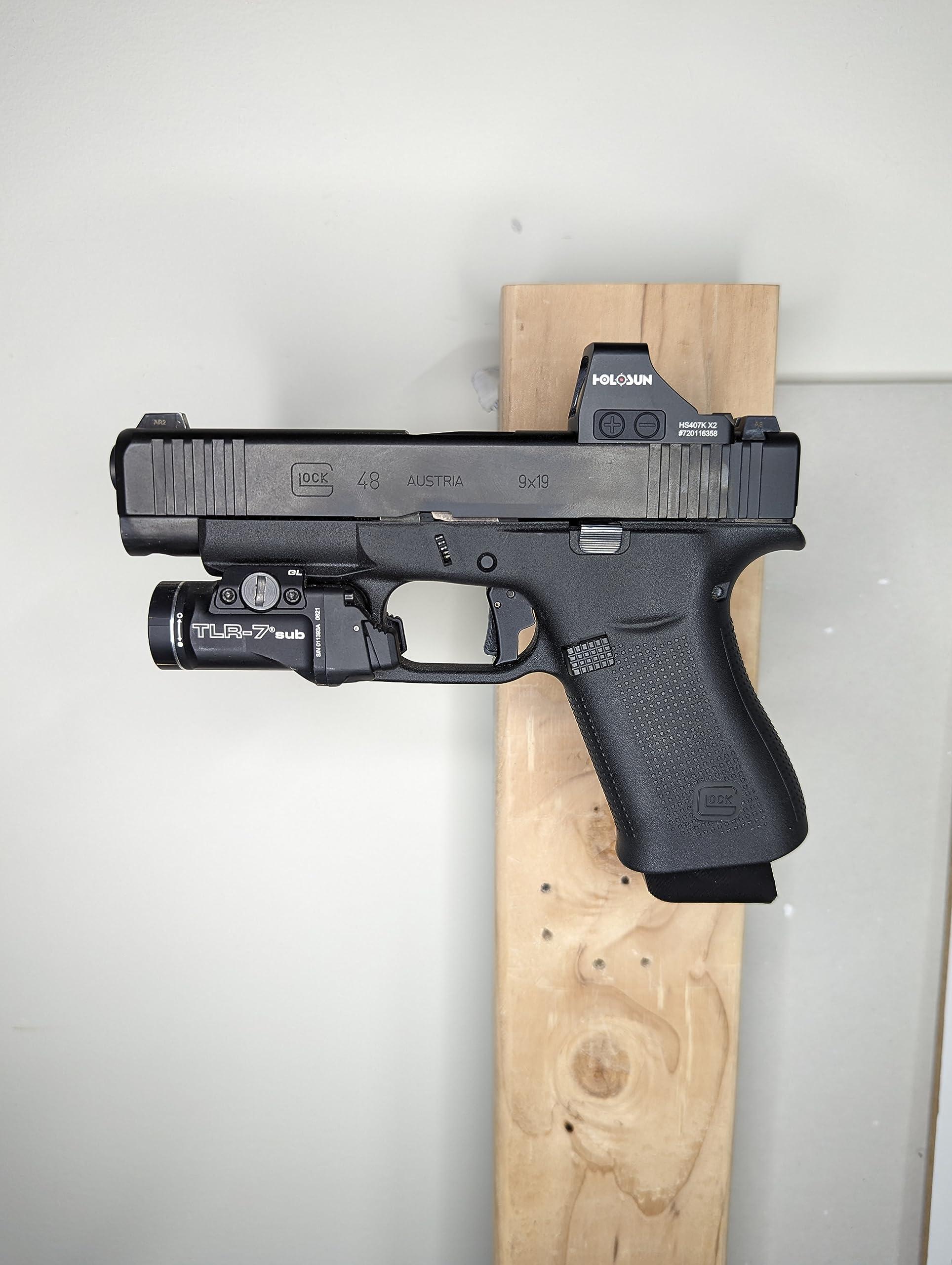 Hammy3DPrints Hammy3DPrints Wall Mount for Pistols - Many Brands and Models Supported | Handgun Holder Storage Rack Display (Sig P365 / P365X / P365XL (Right), Olive Green)
