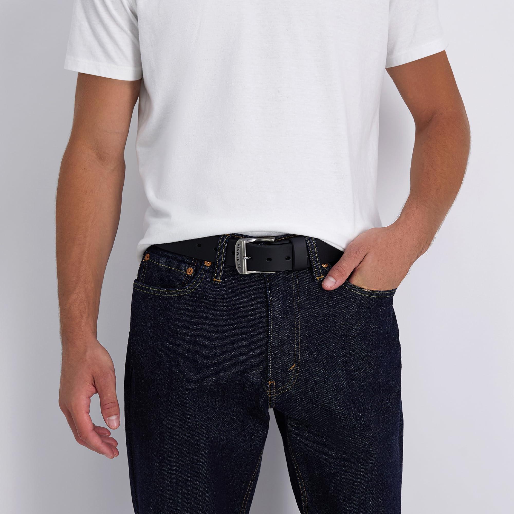 Levi's Levi's Men's Logo Buckle Classic Leather Belt with Rivets