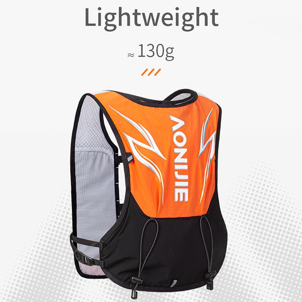 YOUGLE YOUGLE Kids Hydration Backpack 3L Lightweight and Breathable Running Hydration Vest with Whistle for Hiking Cycling (Blue with 750ml Bottle)